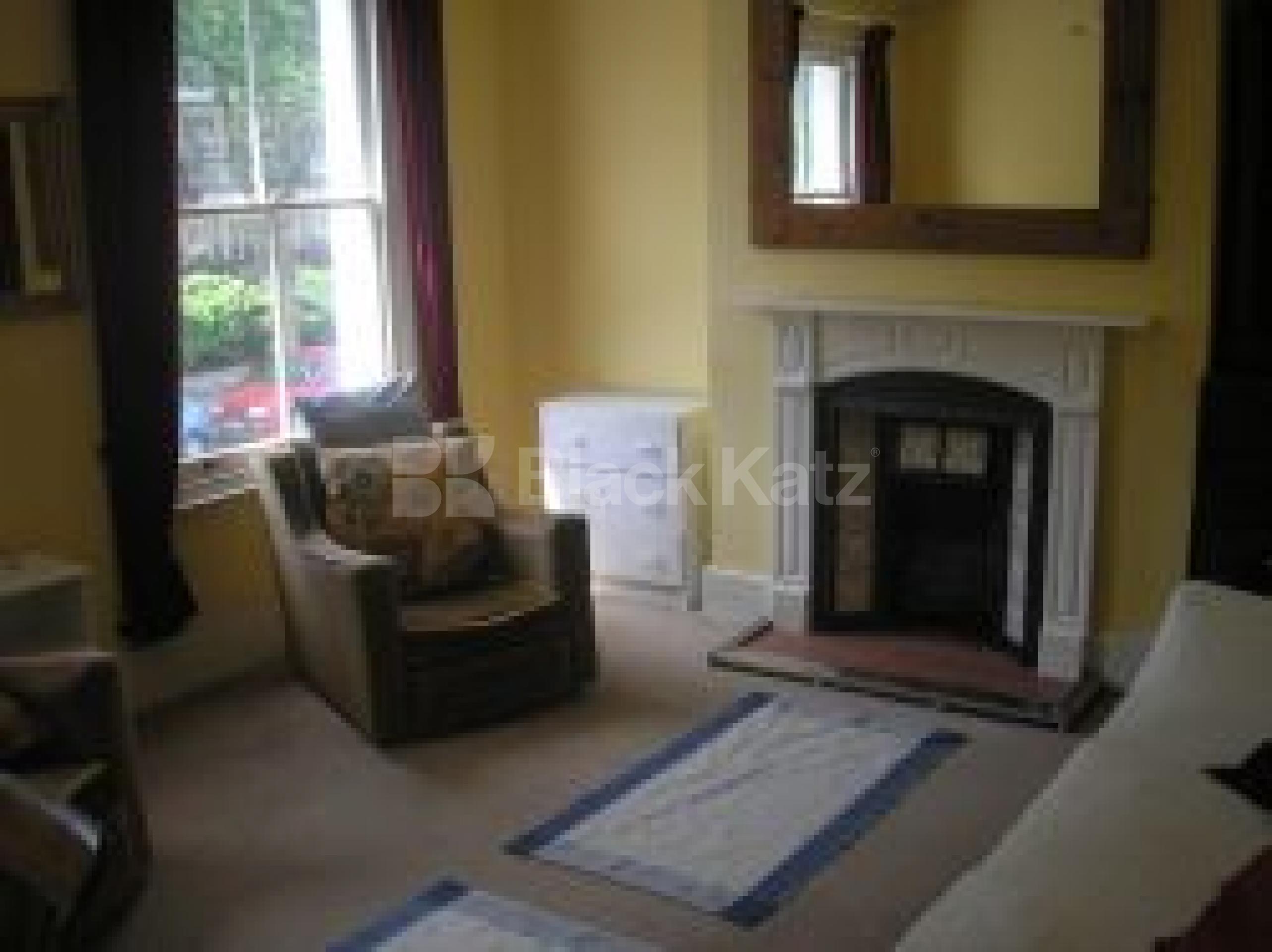 			3 Bedroom, 1 bath, 1 reception Flat			 Grafton Road, KENTISH TOWN NW5 NW5